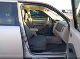 Ford Escape Xls 1FMCU92739KB54618 photo