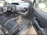 Toyota Prius C Three JTDKDTB38F1111226 снимка