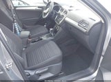 Volkswagen Tiguan 2.0T S 3VVRB7AX7RM197377 fotografie