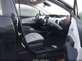 Toyota Prius Le JTDKARFU5K3100391 снимка