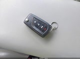 Toyota Camry Le 4T1B11HK4KU210092 photo