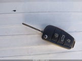 Audi Q3 2.0T Premium WA1JCCFS7JR032988 photo