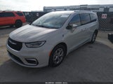 Chrysler Pacifica Hybrid Limited 2C4RC1S75MR514873 снимка