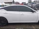 Nissan Altima Sr Fwd 1N4BL4CV3NN381440 photo