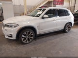 BMW X5 xDrive35I 5UXKR0C57F0P00708 снимка