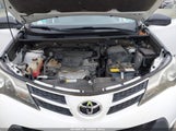 Toyota Rav4 Le JTMBFREV9FD144793 снимка