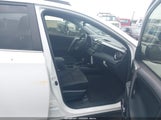 Toyota Rav4 Le JTMBFREV2JJ740287 снимка