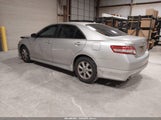 Toyota Camry Le 4T1BF3EK6BU752098 снимка