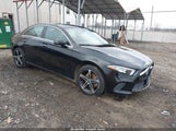 Mercedes-Benz A 220 4Matic W1K3G4FB8LJ216210 fotografie
