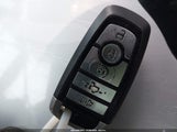 Ford F-250 Lariat 1FT8W2BT4LEE07010 photo