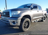 Toyota Tundra Grade 5.7L V8 5TFEY5F15DX140571 photo