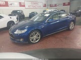 Tesla Model S 70D/85D/P85D 5YJSA1E26FF112821 fotografie