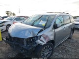 Toyota Sienna Xle 8 Passenger 5TDYZ3DC7JS959182 photo