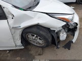 Toyota Prius Two JTDKBRFU6H3033760 снимка