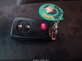 Toyota Prius Two JTDKN3DUXD5563963 снимка
