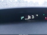Toyota Prius Two JTDKN3DUXD5563963 снимка