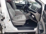 Toyota Highlander Xle V6 5TDKKRFH6GS505598 fotografie