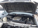 Toyota Tundra Grade 4.6L V8 5TFUM5F15AX008929 photo