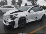 Tesla Model Y Rwd 7SAYGDED3RF149621 fotografie