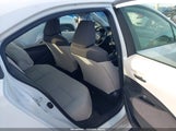 Toyota Corolla Le JTDEPMAE1NJ202852 снимка