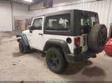 Jeep Wrangler Sport 1C4AJWAG9GL335458 снимка