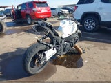 Suzuki Gsx-R600 JS1GN7FA8P7100027 снимка