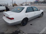 Toyota Camry Le JT2BG22K7V0011043 снимка