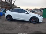 Tesla Model Y Performance Dual Motor All-Wheel Drive 7SAYGDEF2NF563470 fotografie
