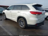 Toyota Highlander Xle 5TDJZRFH1JS544078 снимка
