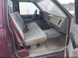 GMC Sierra C1500 1GTDC14K8KE505266 снимка