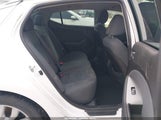 Kia Optima Lx 5XXGM4A7XFG506111 снимка