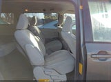 Toyota Sienna Le V6 5TDKK3DC3BS105270 снимка