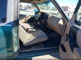 Mazda B3000 Se/Tl 4F4YR16V8YTM24383 снимка