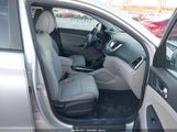 Hyundai Tucson Se KM8J3CA48GU149706 снимка
