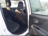 Jeep Renegade Altitude 4X4 ZACCJBBB4JPH53126 photo