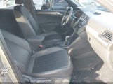 Volkswagen Tiguan 2.0T Se R-Line Black 3VV8B7AX8NM049373 photo