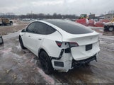 Tesla Model Y Long Range Dual Motor All-Wheel Drive 5YJYGDEE6MF194003 fotografie