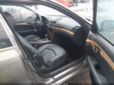 Mercedes-Benz E 350 WDBUF56XX8B191619 снимка