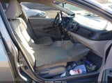 Honda Insight JHMZE2H31BS008200 снимка