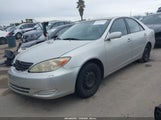 Toyota Camry Le 4T1BE32KX3U755241 снимка