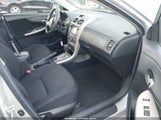 Toyota Corolla S 2T1BU4EE1DC004644 fotografie