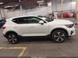 Volvo Xc40 B5 Plus Bright Theme YV4L12UN5P2093993 снимка