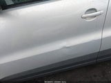 Volkswagen Tiguan S WVGAV7AX1BW555609 photo
