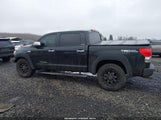 Toyota Tundra Limited 5.7L V8 5TFDV58129X086333 снимка