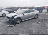 Toyota Camry Le 4T1B11HK1JU500272 photo