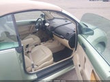 Volkswagen New Beetle 2.5L 3VWRG31Y09M410331 fotografie