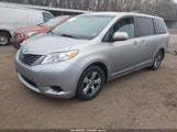 Toyota Sienna Le V6 5TDKK3DC1BS124111 снимка