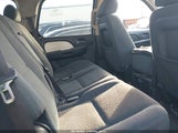 Chevrolet Tahoe Ls 1GNFC13068R240882 снимка
