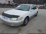 Toyota Camry Le 4T1BG22KXXU904399 снимка