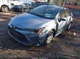 Toyota Corolla Le JTDEPRAE6LJ022261 снимка